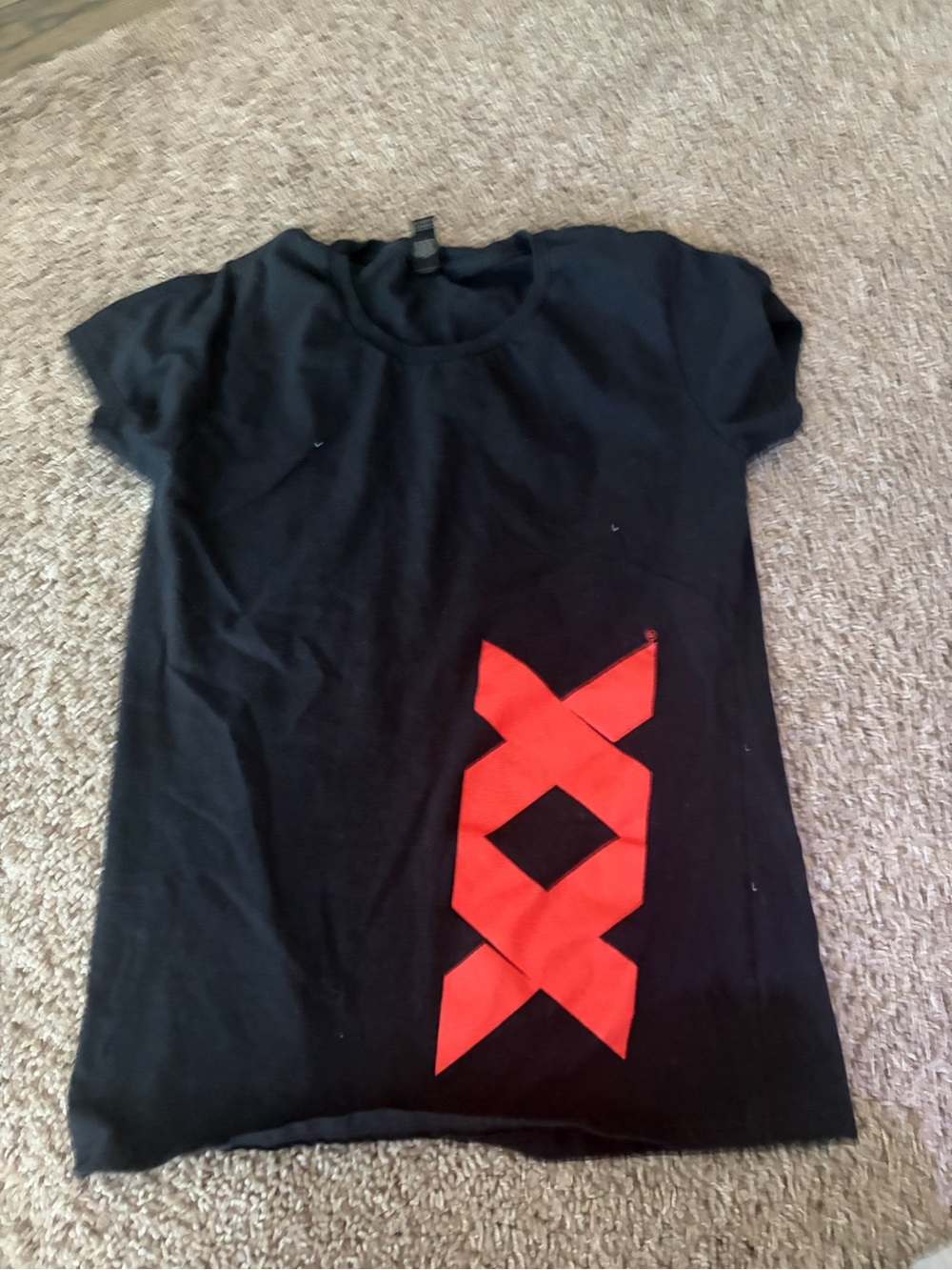 A bunch of bar shirts - Picture 2 of 9